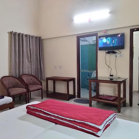 Prashanth Family Homestay Madikeri Ngoại thất bức ảnh